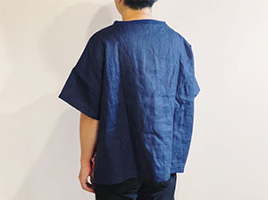 Tシャツ